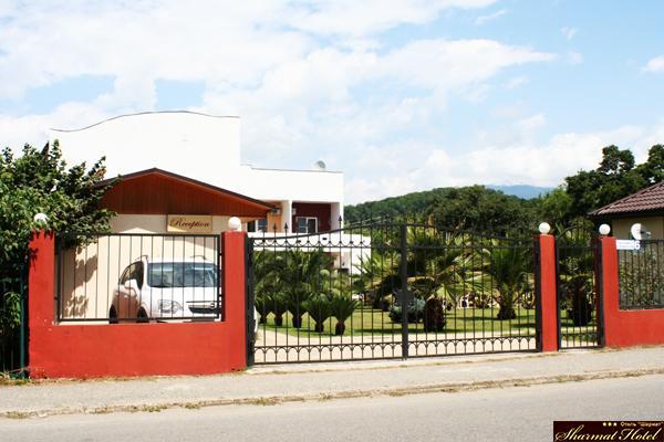 Hotel Sharmat Picunda Zewnętrze zdjęcie