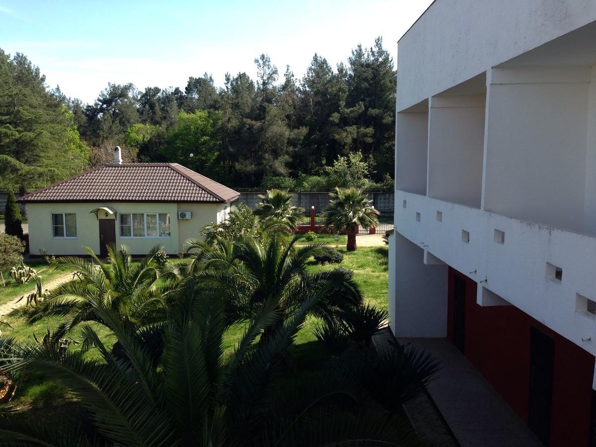 Hotel Sharmat Picunda Zewnętrze zdjęcie